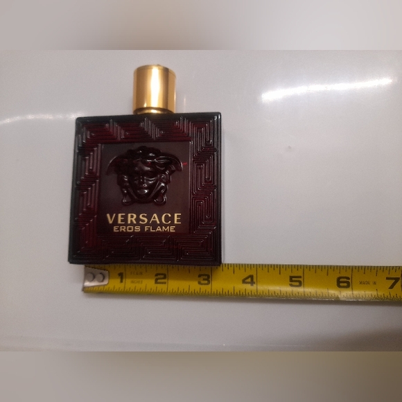 Versace Eros Flame (Empty) - Picture 7 of 7